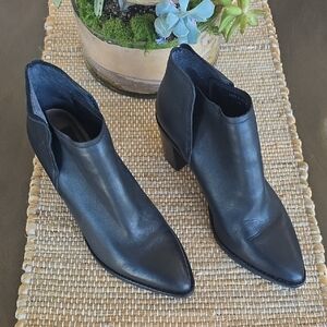 Dolce Vita Sleek Black Ankle Booties